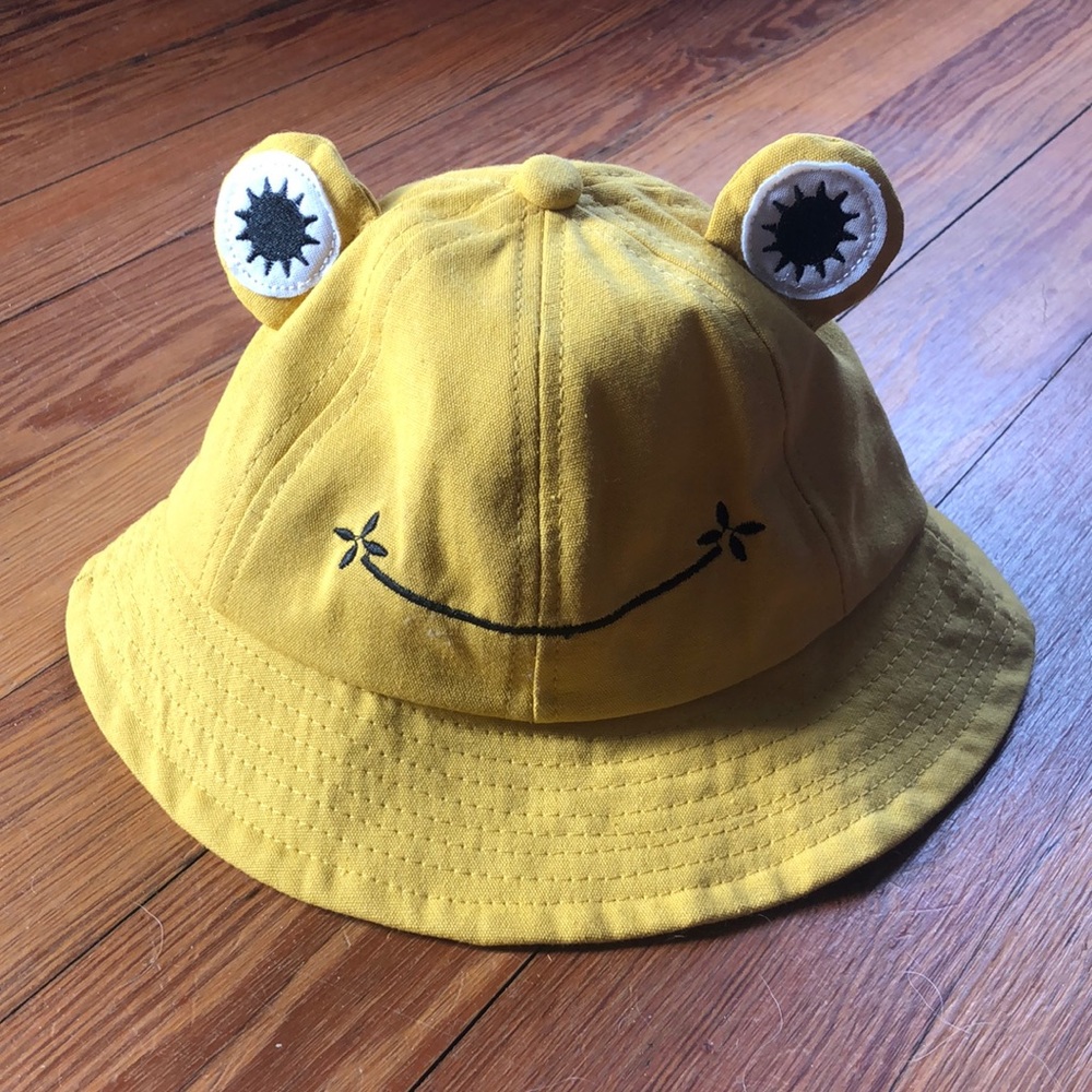 Childs Frog Hat